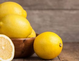 7-Amazing-Benefits-of-Lemon-For-Your-Hair,-Skin,-Nails,-And-More